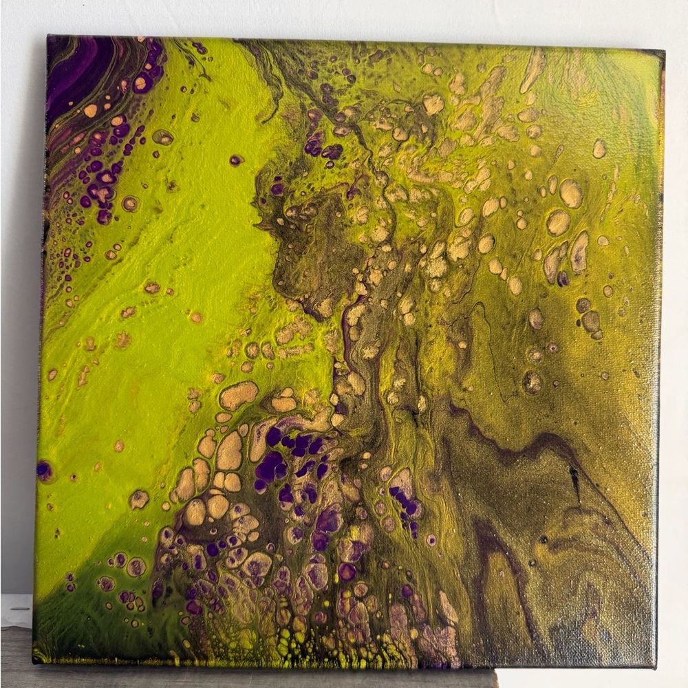 "𝘊𝘩𝘭𝘰𝘳𝘪𝘴" Abstract 𝘔𝘦𝘵𝘢𝘭𝘭𝘪𝘤 Green and Purple Canvas Art